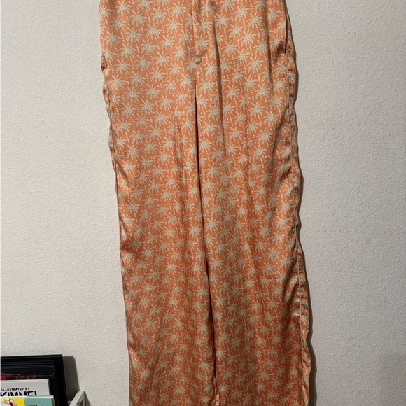 ZARA PALM TREE PRINTED PAJAMA STYLE SET - Picture 4 of 10